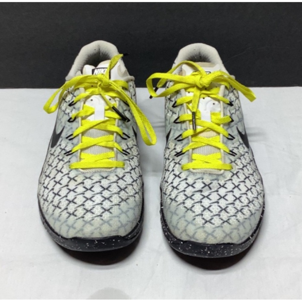 Nike Metcon 4 Premium White Black Dynamic Yellow Womens size 10